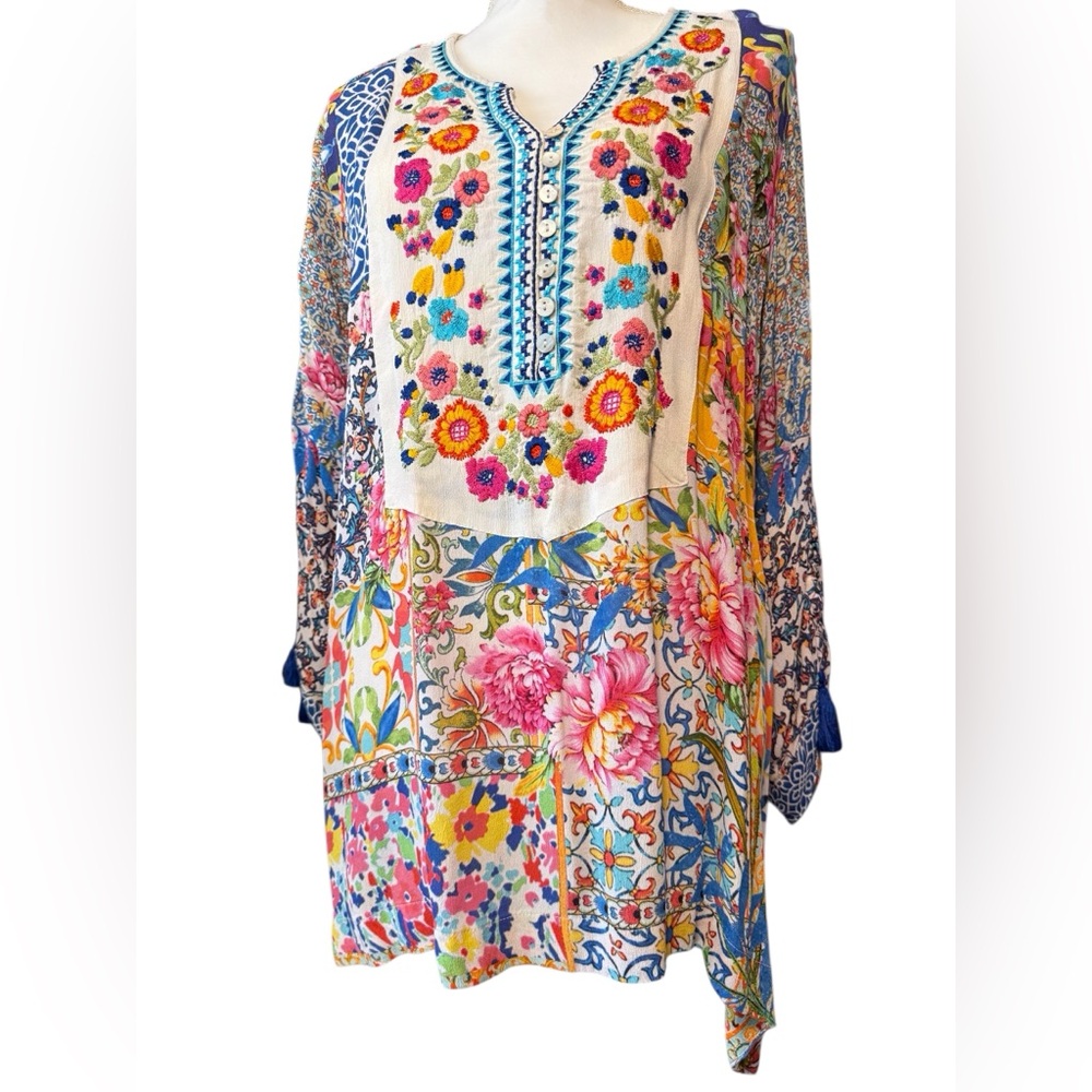John Mark Pink and Blue Resort Wear Boho Tunic with Raglan Sleeves